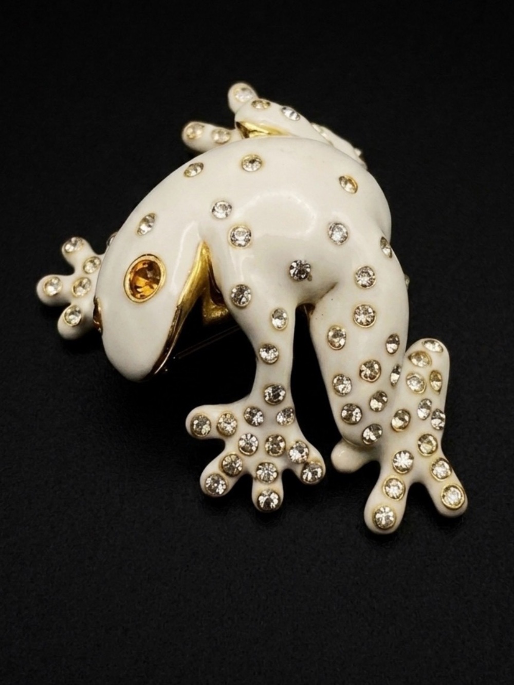 #249 Vintage Joan Rivers Tree Frog Brooch